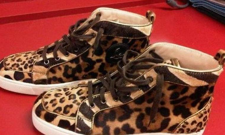 Σε ποιον ανήκουν αυτά τα λεοπαρδαλέ παπούτσια;