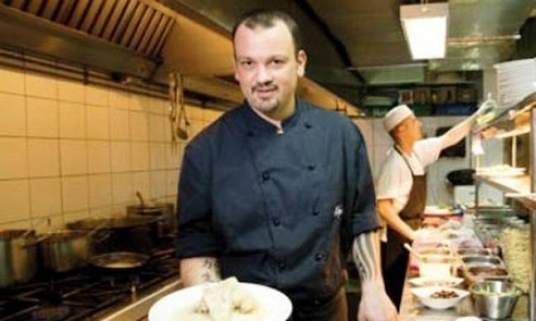 Δημήτρης Σκαρμούτσος: «Δεν έκαναν ουρά οι γυναίκες στο το εστιατόριο μου»