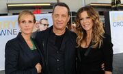 Tom Hanks: Με σκουτεράκι στην πρεμιέρα του Larry Crowne