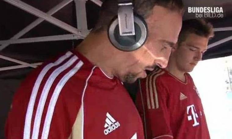 Video: Ο Franck Ribery επιχειρεί να γίνει… DJ