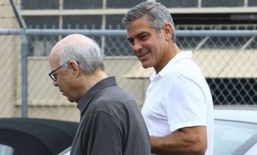 Ποιες σταρ κολύμπησαν γυμνές στη βίλα του George Clooney;