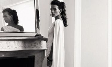 «Τρίτωσε» για την Kate Beckinsale και με ελληνικό στιλ