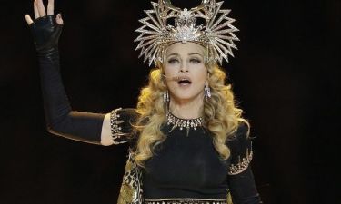 Η Madonna τα βάζει με τη MIA για το… μεσαίο της δάχτυλο