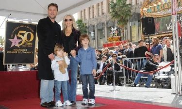 Russell Crowe: Γίνεται «αρνάκι» μπροστά στα παιδιά του