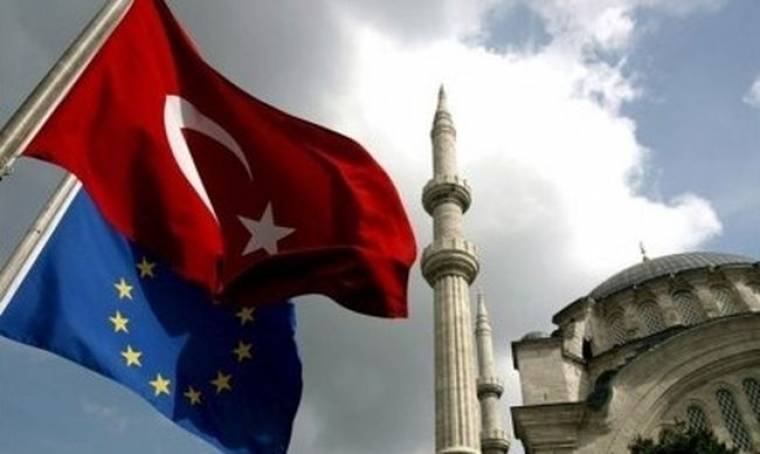 Ολάντ: «Όσο ζω δεν θα μπει στην Ευρώπη η Τουρκία!»