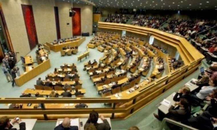 Πέρασε από το κοινοβούλιο της Ολλανδίας ο προϋπολογισμός λιτότητας