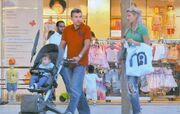 Λιάγκας-Σκορδά: Shopping για τον μικρό Γιάννη