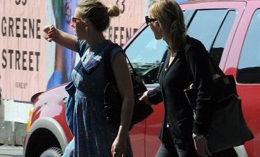 Όταν η Scarlett Johansson ψάχνει για ταξί
