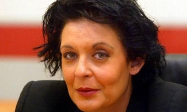 Λιάνα Κανέλλη: «Αήθεια και κακοήθεια ότι είμαι συγγενής με την κα Μιχαλολιάκου»