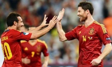 Euro 2012: Στον τελικό η Ισπανία, 4-2 στα πέναλτι (photos+video)