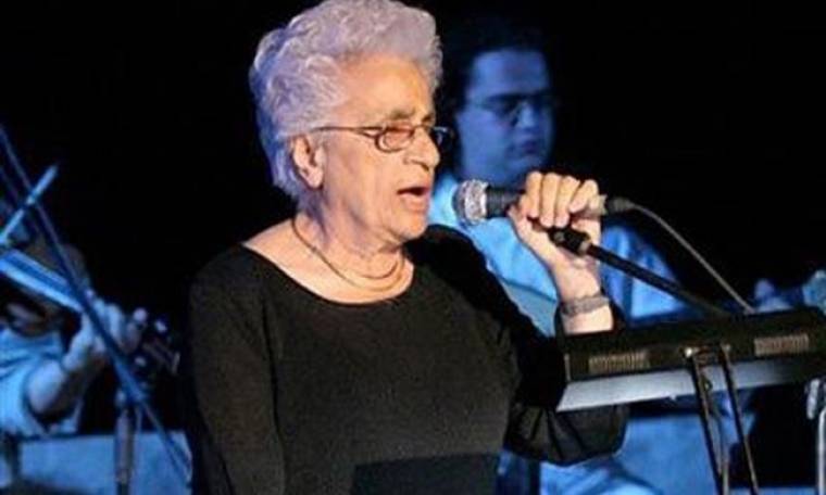 Δόμνα Σαμίου: Αφιέρωμα στην αξέχαστη δασκάλα του δημοτικού τραγουδιού