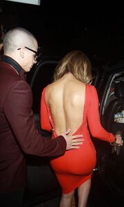 Jennifer Lopez: Σέξι στα 43α της γενέθλια!