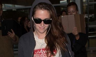Kristen Stewart: Επιτέλους χαμογελαστή!