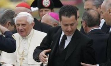 Διεκόπη η δίκη του πρώην μπάτλερ του Πάπα