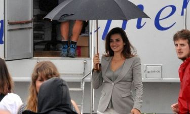 Penelope Cruz – Michael Fassbender: Γυρίσματα υπό βροχή!