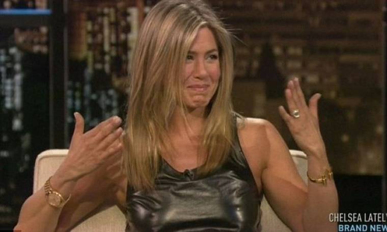 Jennifer Aniston: Χωρίς σουτιέν σε talk show!