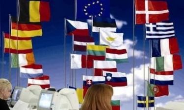 Συμβούλιο της Ευρώπης: Παράνομες δυο εργασιακές μεταρρυθμίσεις