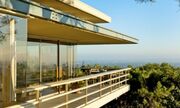 Alexander Skarsgard: Αγόρασε το πρώτο του σπίτι στο Λος Άντζελες