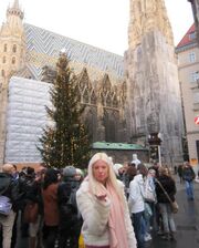 Τζούλια Αλεξανδράτου: Άφησε την Μύκονο και κάνει διακοπές στην χιονισμένη Βιέννη! (φωτό)