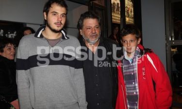 Γιώργος Παρτσαλάκης: Με τους γιους του στο θέατρο!