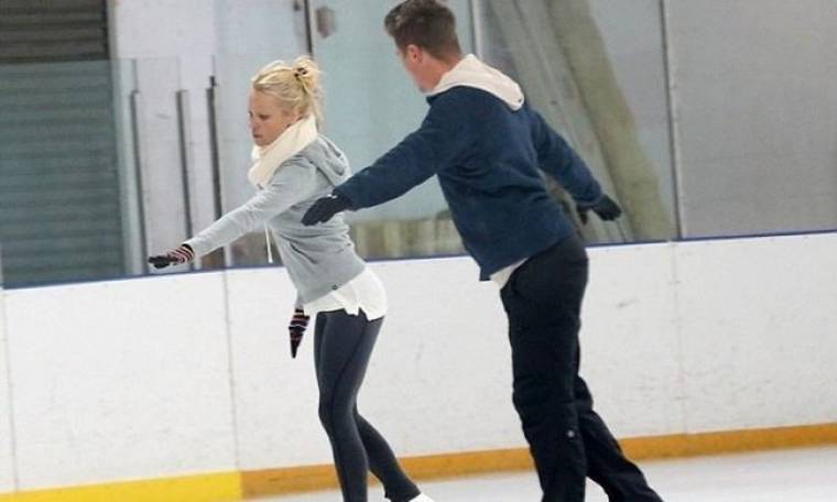 Pamela Anderson: Μετά το Dancing With The Stars, έρχεται το Dancing On Ice