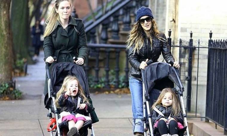 Sarah Jessica Parker: Βόλτα με τις κόρες της