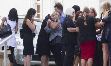 Θρήνος στην κηδεία της αδικοχαμένης Reeva Steenkamp
