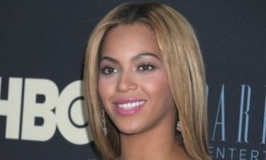 Η Beyonce "συνεργάζεται" με τον Andy Warhol και διαφημίζει την Pepsi