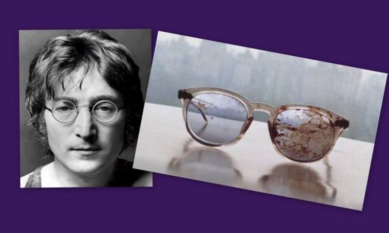 Αυτά είναι τα ματωμένα γυαλιά του Τζον Λένον!