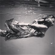 Η υπέροχη φωτογράφηση της Ζέτας κάτω από το νερό
