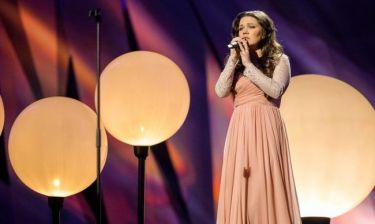 Eurovision 2013: Ρωσία: Με φωτεινές μπάλες τραγουδά για την ειρήνη!