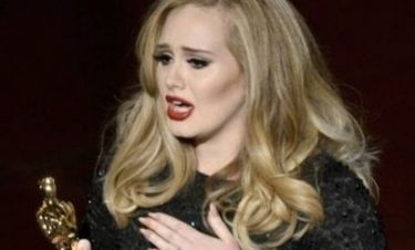 Γιατί η Adele φοράει μαύρα; (μας εξηγεί ο διάσημος στιλίστας της)