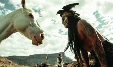 Johnny Depp: Ρίχνει στους κριτικούς την ευθύνη της αποτυχίας του «The Lone Ranger»