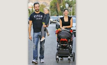 Γιώργος Λιανός-Ανθή Ανδροτσάκη: Οικογενειακή βόλτα με τα παιδιά τους