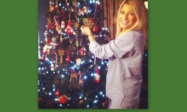Φαίη Σκορδά: Έβαλε τις πυτζάμες της και στόλισε το δέντρο