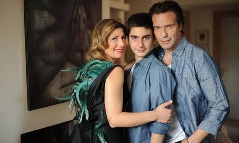 Αλκιβιάδης Τζώρτζογλου: «Βαλς» με τους γονείς του στην τηλεόραση