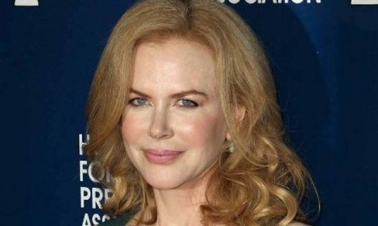 Tί σου κάνει το ρετούς! Αγνώριστη η 45χρονη Nicole Kidman σε νέα καμπάνια