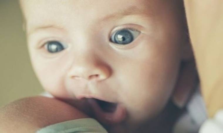 Γιατί τα μωρά γεννιούνται με γαλάζια μάτια; Η παιδίατρος Μαριαλένα Κυριακάκου, μας το εξηγεί