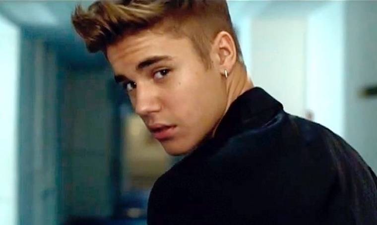 O Justin Bieber κινδυνεύει να θεωρηθεί persona non grata στις ΗΠΑ