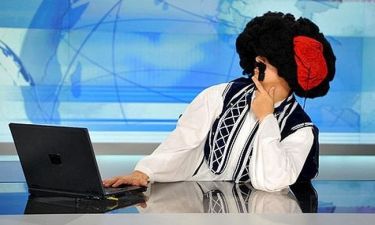 «Ελληνοφρένεια»: «Η παρακμή είναι προϊόν της τηλεόρασης»