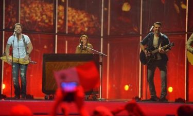 Eurovision 2014: Μάλτα: Τα δύο αδέρφια κέρδισαν το χειροκρότημα!