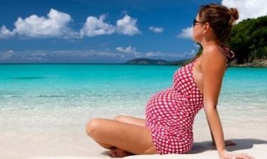 Εγκυμοσύνη το καλοκαίρι! Ένας οδηγός επιβίωσης για να νικήσετε την ζέστη