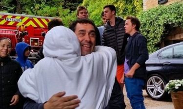 Η πυροσβεστική έσωσε οικογένεια διάσημου ηθοποιού από το πλημμυρισμένο σπίτι τους