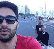 H selfie που κάνει πάταγο – Ο Στιβ Τζομπς ζει στην Βραζιλία