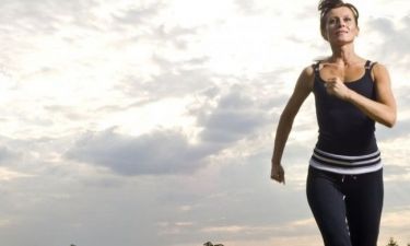 Κάνει θαύματα: Δείτε τι μπορείτε να πετύχετε με 5 λεπτά τρέξιμο την ημέρα