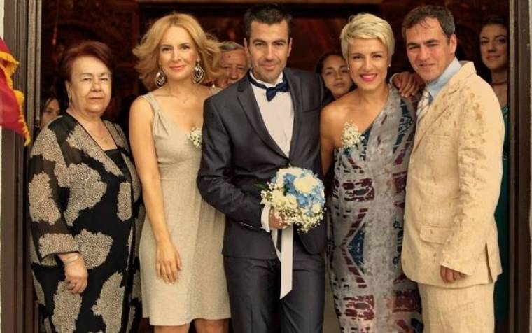 Μαρία και Θωμαΐς Ανδρούτσου: Κουμπάρες στο γάμο του αδερφού τους!