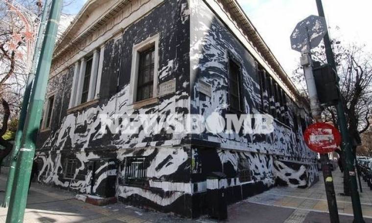 Γκράφιτι στο Πολυτεχνείο: Τέχνη ή βανδαλισμός; - Τι λένε οι πολίτες(pics+vid)