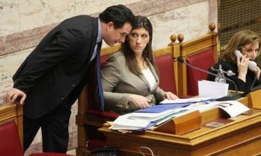«Αστειότητες» Γεωργιάδη κατά της Ζωής Κωνσταντοπούλου στη Βουλή
