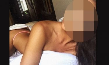 Η σέξι selfie στο κρεβάτι της «αναστάτωσε» τον ανδρικό πληθυσμό!