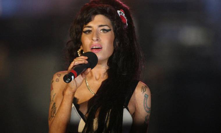 Η πραγματική αιτία θανάτου της Amy Winehouse